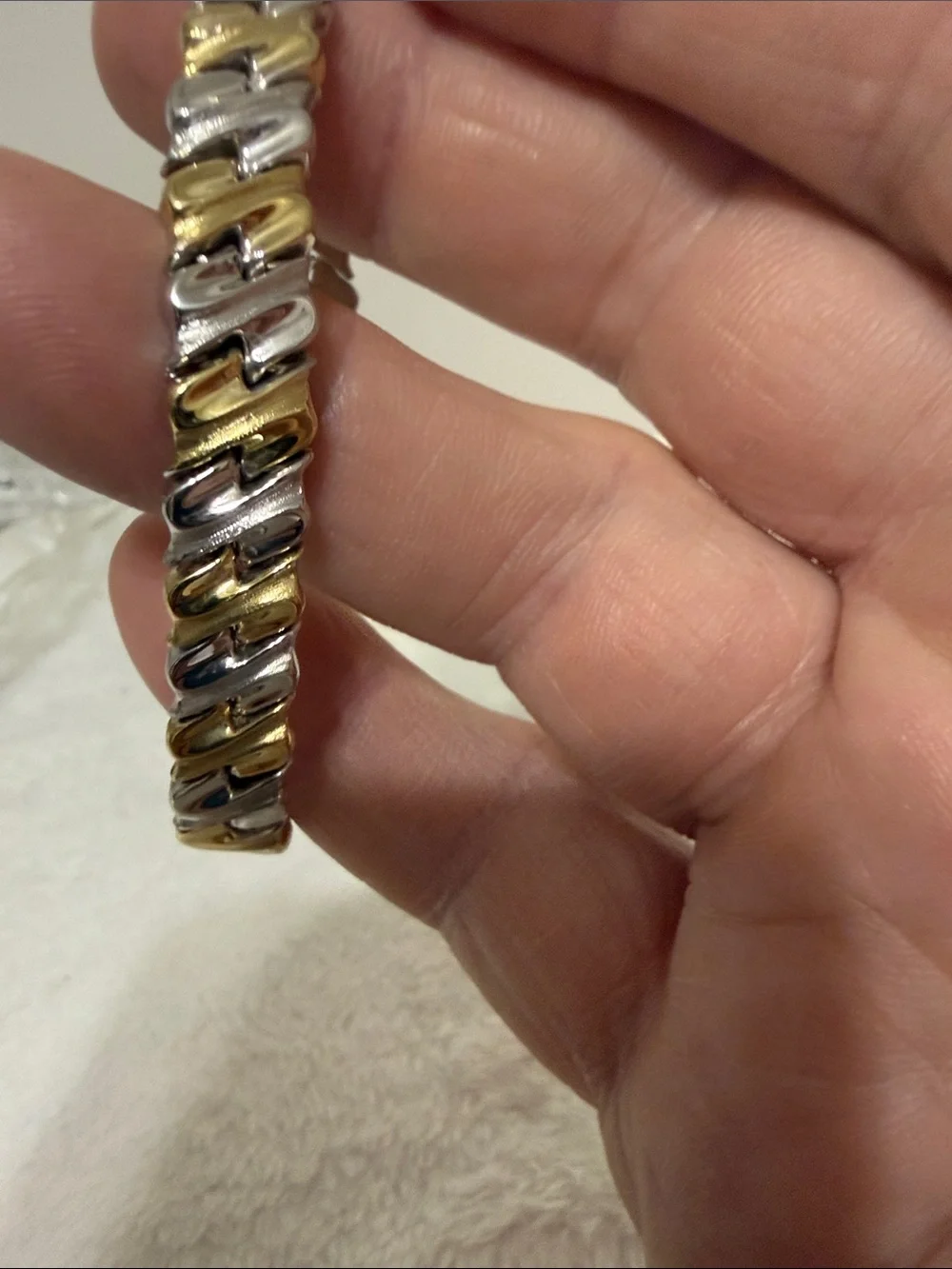 Source Unknown Gold and Silver Two-Tone Fitness Tracker Bracelet